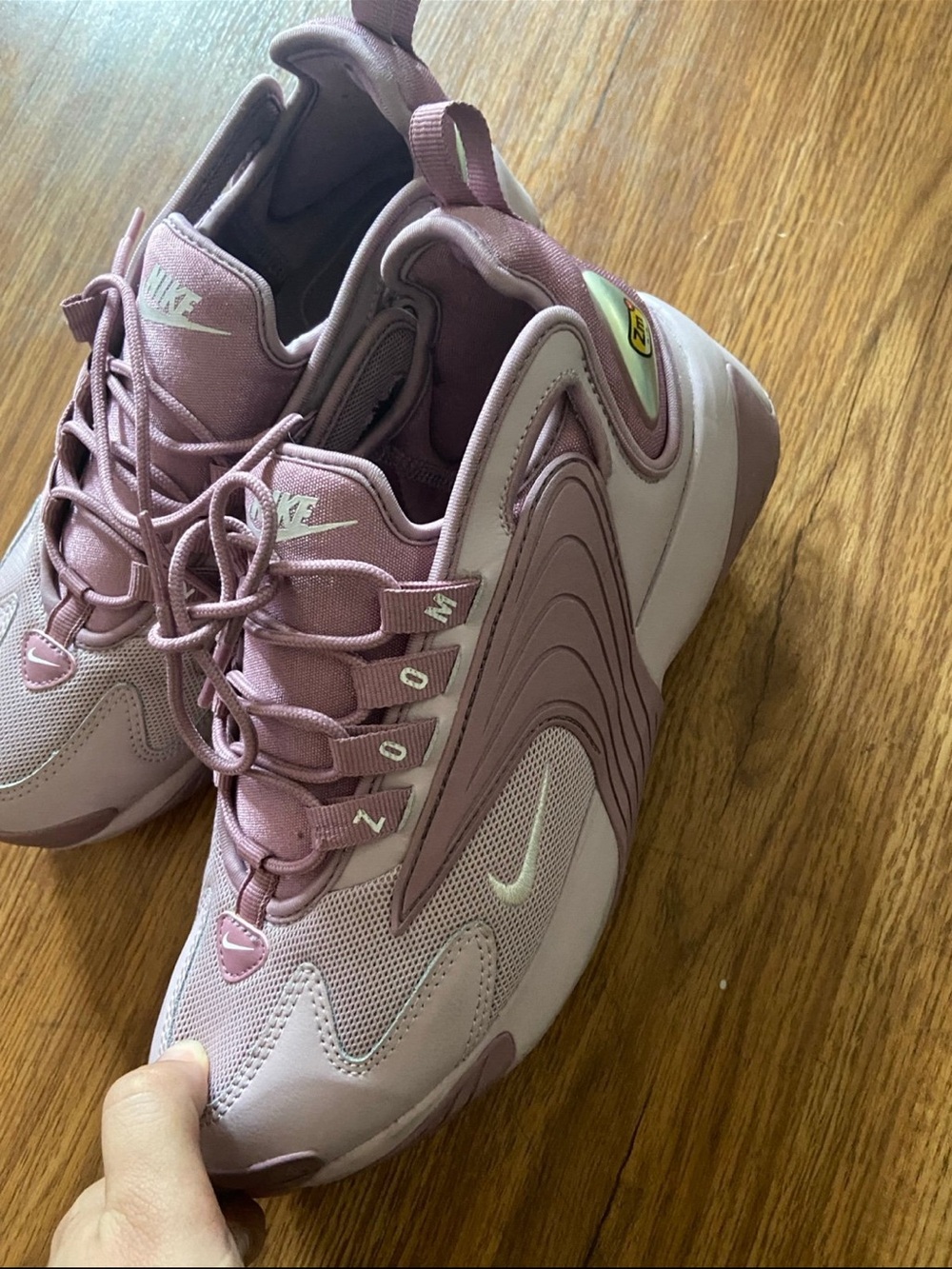 Nike Women's Mauve/Pink Wave Runner Sneakers